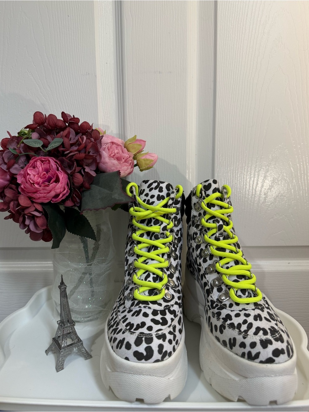 AQUA Haly White / Black Platform Hiker Women's Boot.